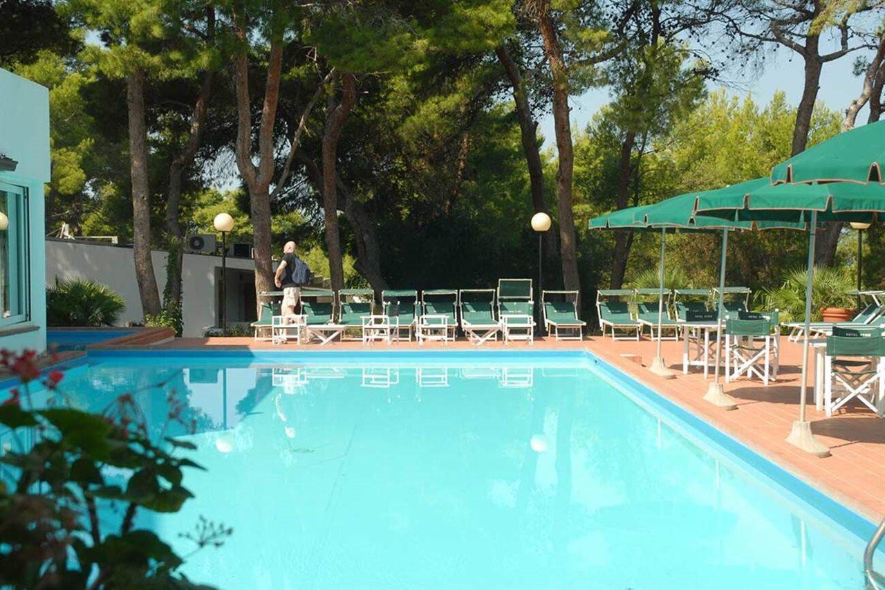 Hotel Kyrie Isole Tremiti Isla de Isla de San Domino Zewnętrze zdjęcie