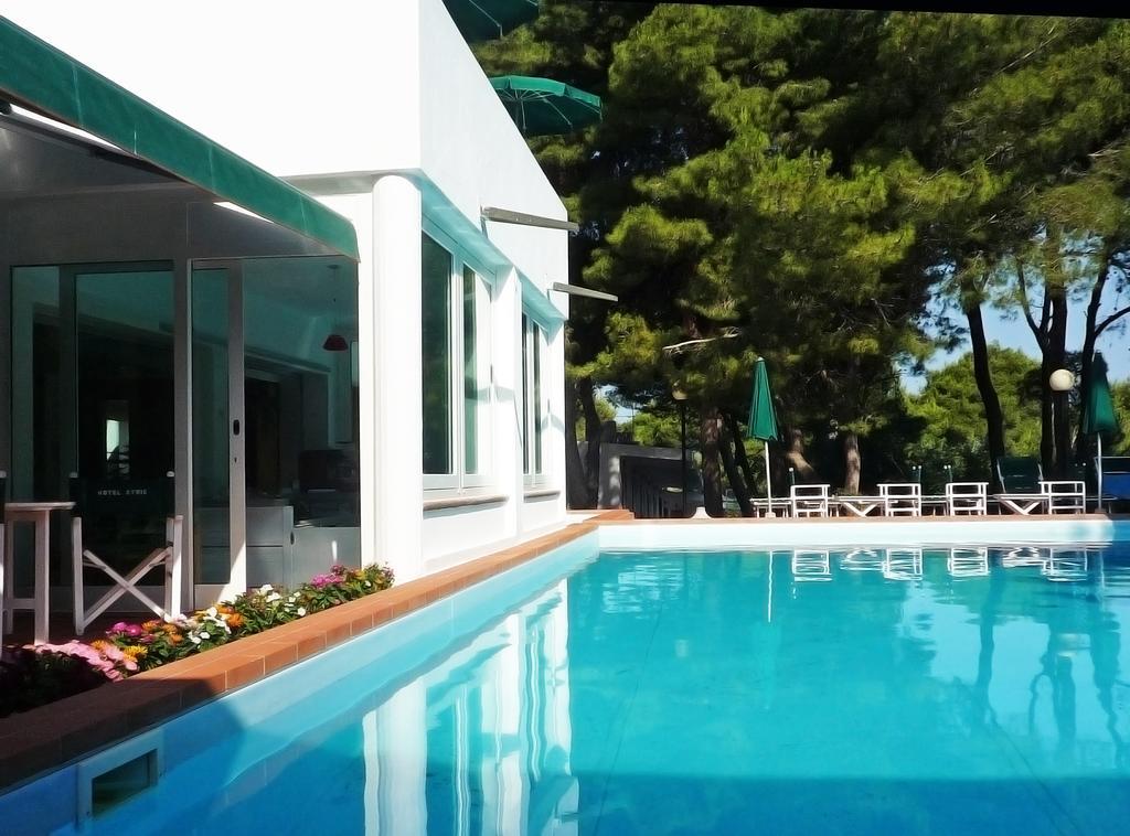 Hotel Kyrie Isole Tremiti Isla de Isla de San Domino Zewnętrze zdjęcie